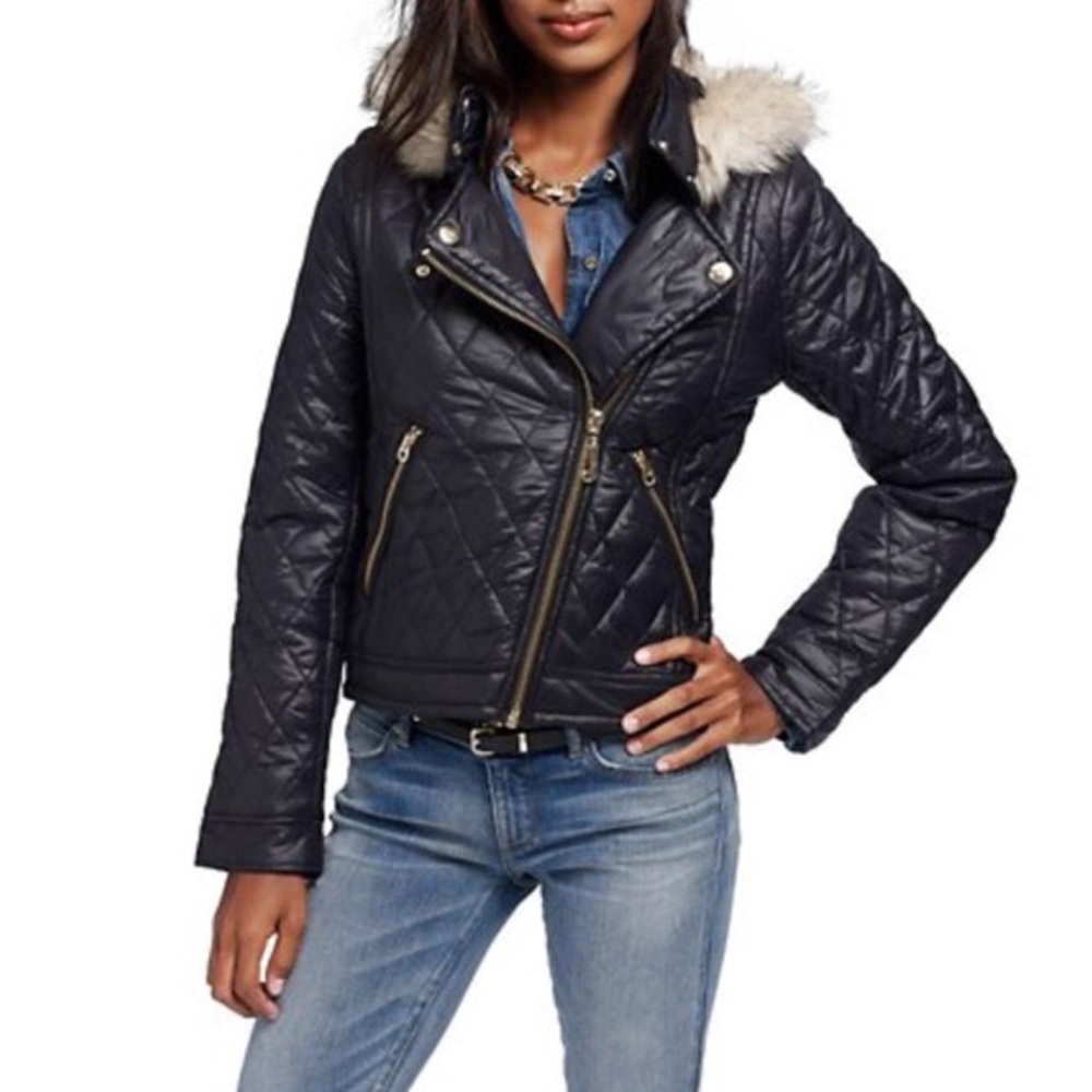 JUICY COUTURE MOTO PUFFER JACKET W/ FAUX FUR